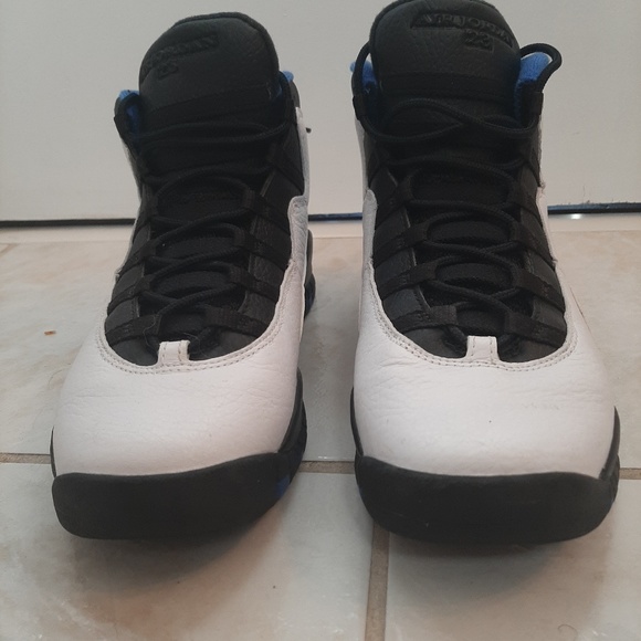 Shoes - Picture 4 of 4